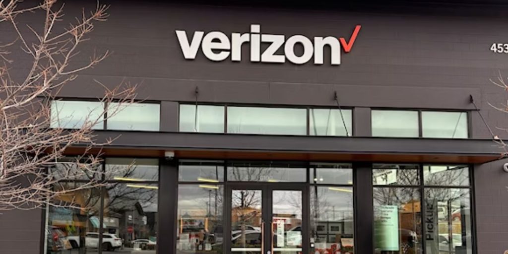 What is a Verizon Store?
